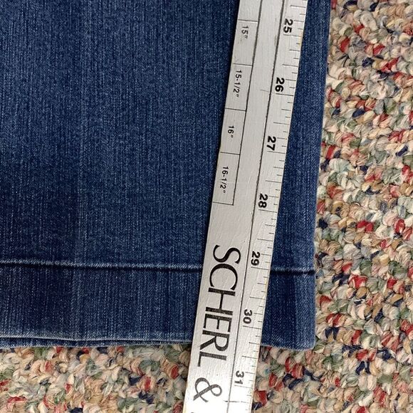 L.L. Bean Classic Fit Blue High Rise Medium Wash Trouser Style Jeans Size 16 - Picture 12 of 13